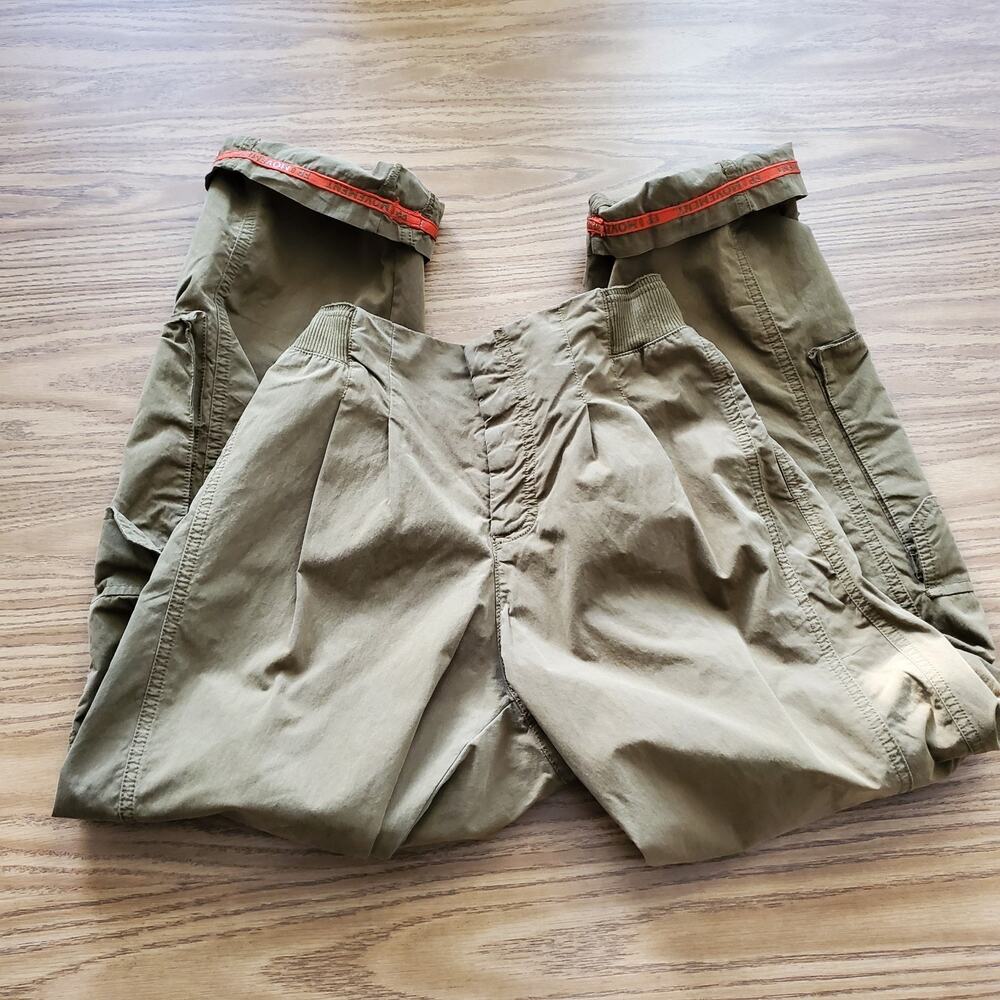 Free People Movement Pants Womens Small Khaki Mesmerize Me Pant Cargo - Picture 8 of 14